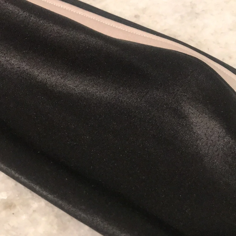 Spanx Faux Leather Leggings Womens Medium Black White Stripe Shape Slimming Pant - Picture 8 of 9